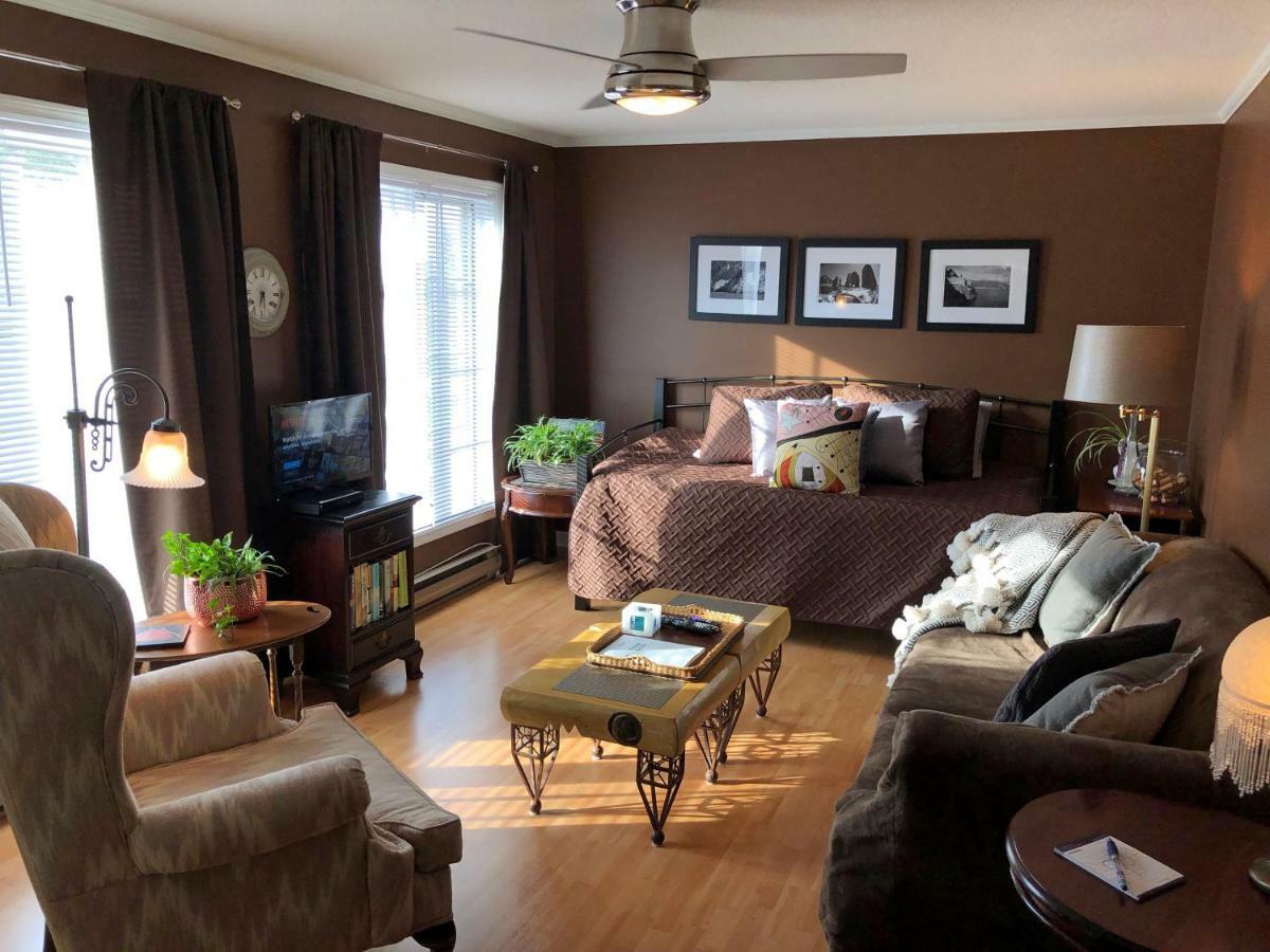 Butler Creek House Bed & Breakfast Niagara-on-the-Lake Ngoại thất bức ảnh
